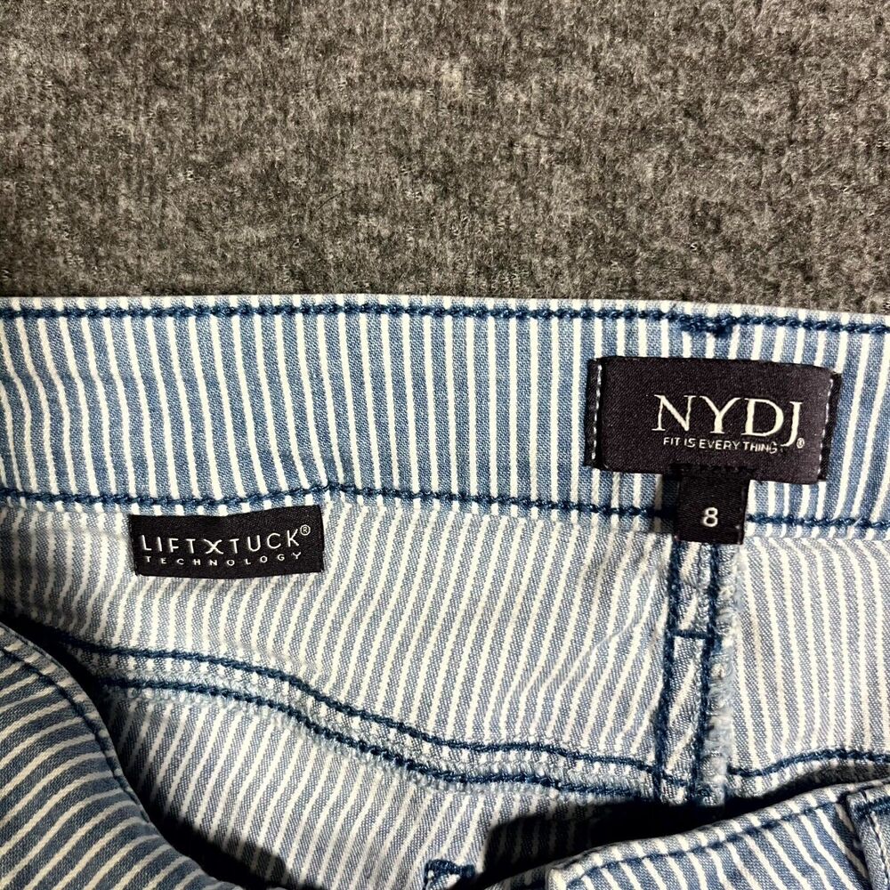 NYDJ Cropped Pants Womens 8 Blue Pinstriped Casual 30X23 Beachy Capri Mom Preppy - Picture 7 of 10